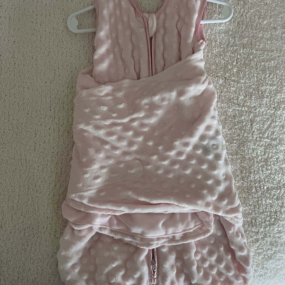 HALO newborn swaddle